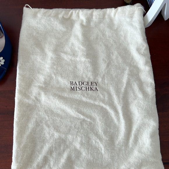 BADGLEY MISCHKA Blue Satin Heels - Picture 8 of 9